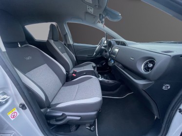 Toyota yaris mc2 110 vvt-i design garantie 12 mois occasion simplicicar limoges  simplicicar simplicibike france