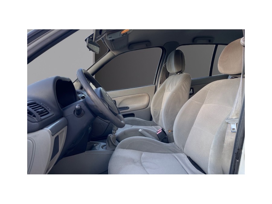 RENAULT d'occasion CLIO PRIVILEGE 1.6 16V de 2003 Nice (06)﻿