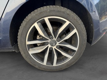 Volkswagen golf 1.4 tsi 140 act bluemotion technology cup dsg7 garantie 12 mois occasion simplicicar la ciotat simplicicar...