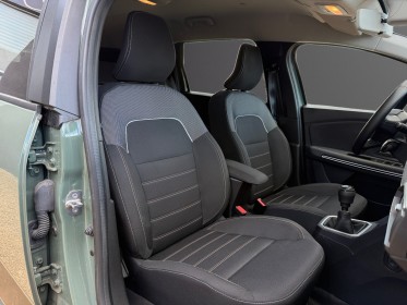 Dacia jogger 7 places extreme  carplay entretien dacia caméra de recul garantie 12 mois occasion simplicicar poitiers...