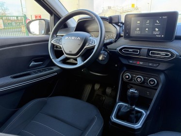 Dacia jogger 7 places extreme  carplay entretien dacia caméra de recul garantie 12 mois occasion simplicicar poitiers...