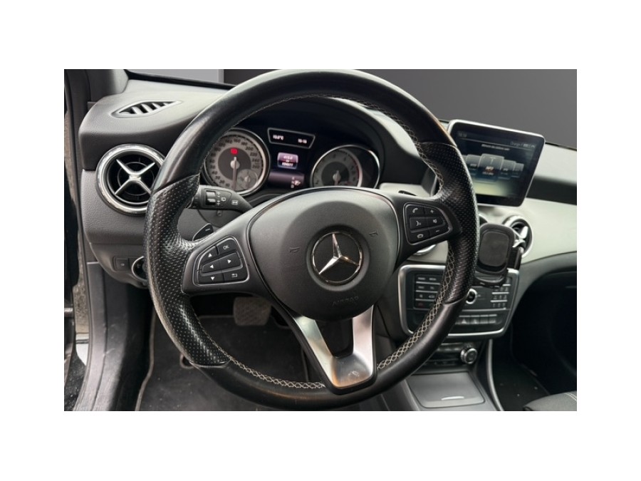 MERCEDES d'occasion CLASSE GLA GLA 200 WHITE ART EDITION BA de 2015
