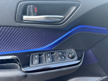 Toyota c-hr hybride pro c-hr pro 122h graphic occasion simplicicar lille  simplicicar simplicibike france