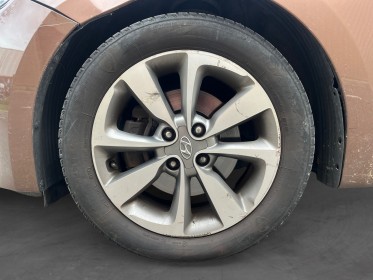 Hyundai i20 1.1 crdi 75 initia- chaine de distribution- garantie 12 mois occasion simplicicar lyon nord simplicicar...