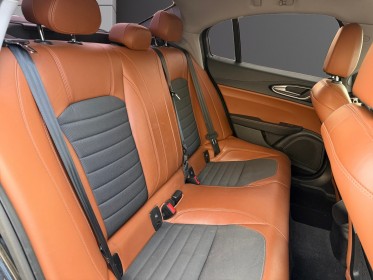 Alfa romeo giulia 2.2 150 ch at8 super - intérieur cuir - garantie 12 mois occasion simplicicar nimes - rb auto simplicicar...