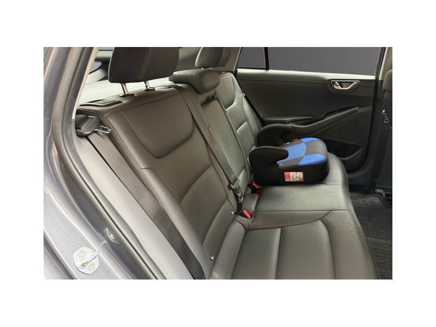 HYUNDAI d'occasion IONIQ PLUG-IN EXECUTIVE de 2019 Paris 15 (75)﻿