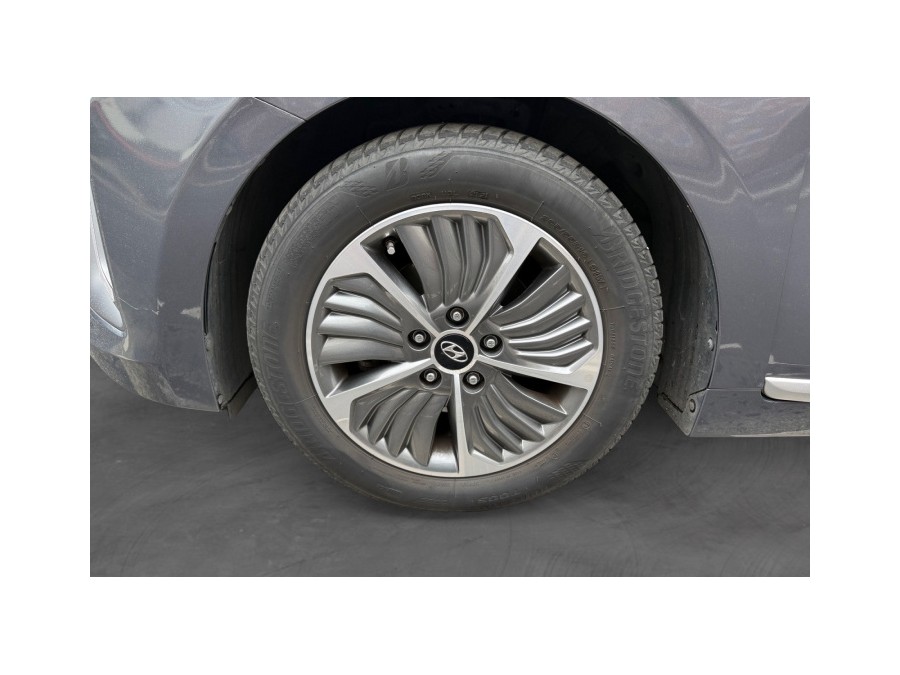 HYUNDAI d'occasion IONIQ PLUG-IN EXECUTIVE de 2019 Paris 15 (75)﻿