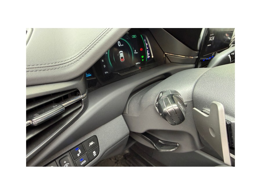 HYUNDAI d'occasion IONIQ PLUG-IN EXECUTIVE de 2019 Paris 15 (75)﻿