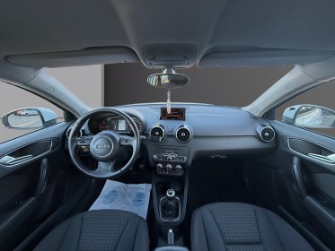 Audi a1 a1 1.6 tdi 90 s line kit distribution  embrayage neufs occasion avignon (84) simplicicar simplicibike france