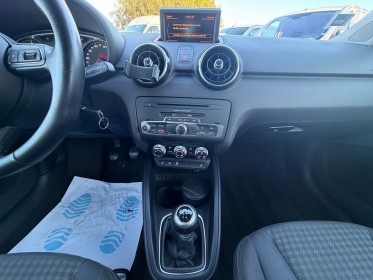 Audi a1 a1 1.6 tdi 90 s line kit distribution  embrayage neufs occasion avignon (84) simplicicar simplicibike france