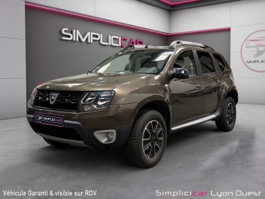 Dacia duster tce 125 4x2 black touch - caméra - sièges chauffants - garantie 12 mois occasion simplicicar lyon ouest...