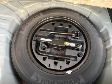 Renault clio v tce 90 equilibre prix ttc | tva occasion montreuil (porte de vincennes)(75) simplicicar simplicibike france