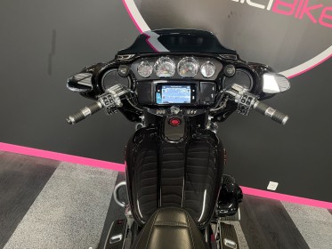 Harley davidson cvo street glide 1923 cvo occasion parc moto simplicicar lyon ouest simplicicar simplicibike france