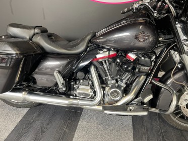 Harley davidson cvo street glide 1923 cvo occasion parc moto simplicicar lyon ouest simplicicar simplicibike france