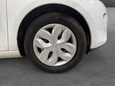 Renault zoe life clim bluetooth autonomie 100km garantie 12 mois occasion simplicicar narbonne simplicicar simplicibike france