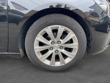 Peugeot 308 caméra de recul  garantie 12 mois occasion simplicicar la fleche simplicicar simplicibike france