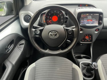 Toyota aygo my20 1.0 vvt-i x-play garantie 12mois occasion simplicicar lyon nord simplicicar simplicibike france