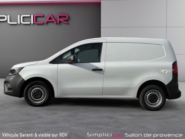 Renault kangoo 1.5 bluedci - excellent état - garantie renault occasion simplicicar salon de provence simplicicar...