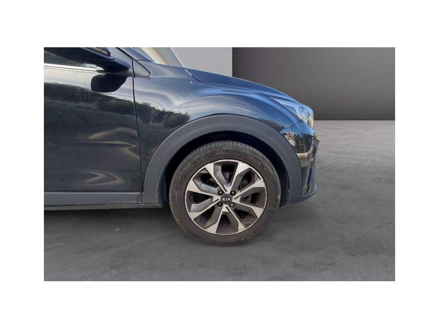 KIA d'occasion STONIC 1.0 T-GDI 120 DESIGN BUSINESS de 2018 Nice (06)﻿