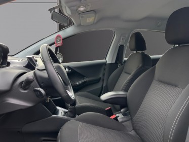 Peugeot 208 puretech 82ch ss bvm5 active occasion simplicicar carcassonne simplicicar simplicibike france