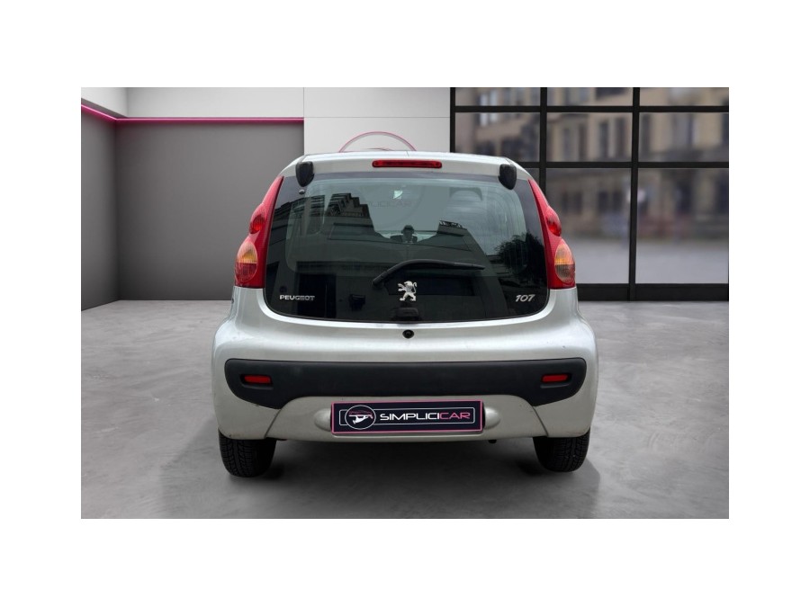 PEUGEOT d'occasion 107 1.0E 12V URBAN MOVE 2-TRONIC de 2006 Nice (06)﻿