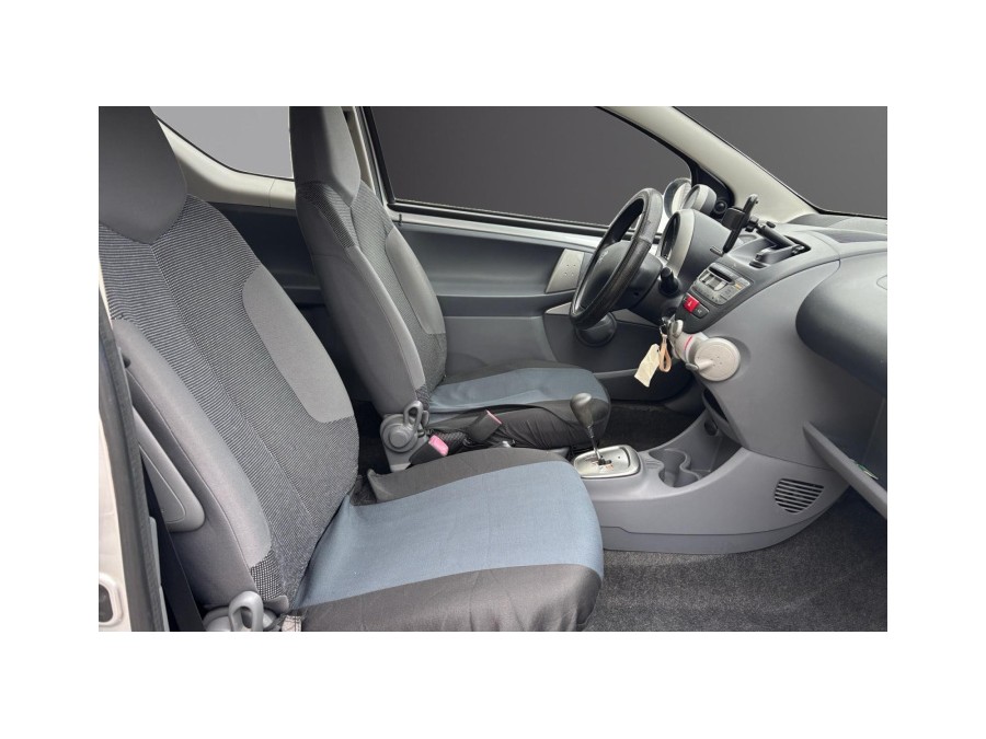 PEUGEOT d'occasion 107 1.0E 12V URBAN MOVE 2-TRONIC de 2006 Nice (06)﻿