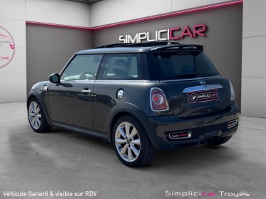 Mini hatch r56 184 ch cooper s a toit ouvrant clim auto aides au stationnement garantie 12 mois occasion barberey simplicicar...