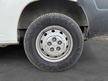 Peugeot boxer fourgon tole 335 l2h2 bluehdi 140 ss asphalt occasion simplicicar coeur d'yvelines - auto expo 78 simplicicar...