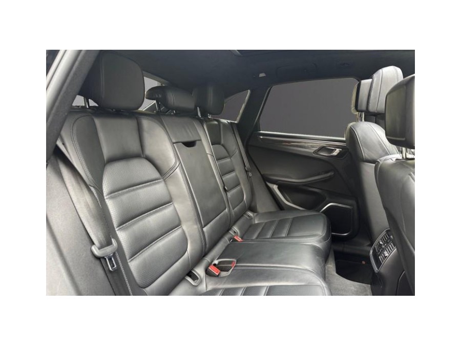 PORSCHE d'occasion MACAN 3.6 400 TURBO de 2015 Nice (06)﻿