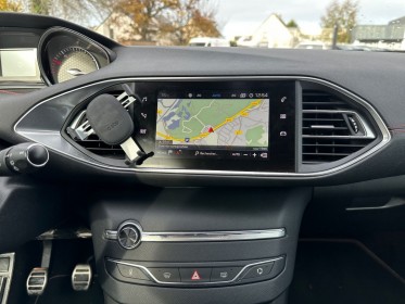 Peugeot 308 205ch 1.6 thp ss bvm6 gt - caméra de recul - aide au maintien dans la voie... occasion simplicicar rennes...