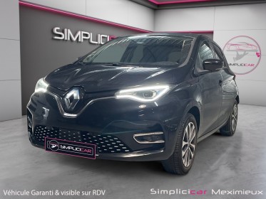 Renault zoe r135 intens cable de recharge inclus batterie en location garantie 12 mois occasion simplicicar meximieux...