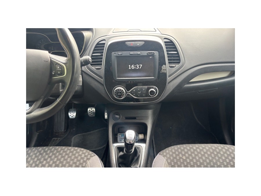 RENAULT d'occasion CAPTUR 1.3 TCE 130 SUNSET de 2019 Nice (06)﻿