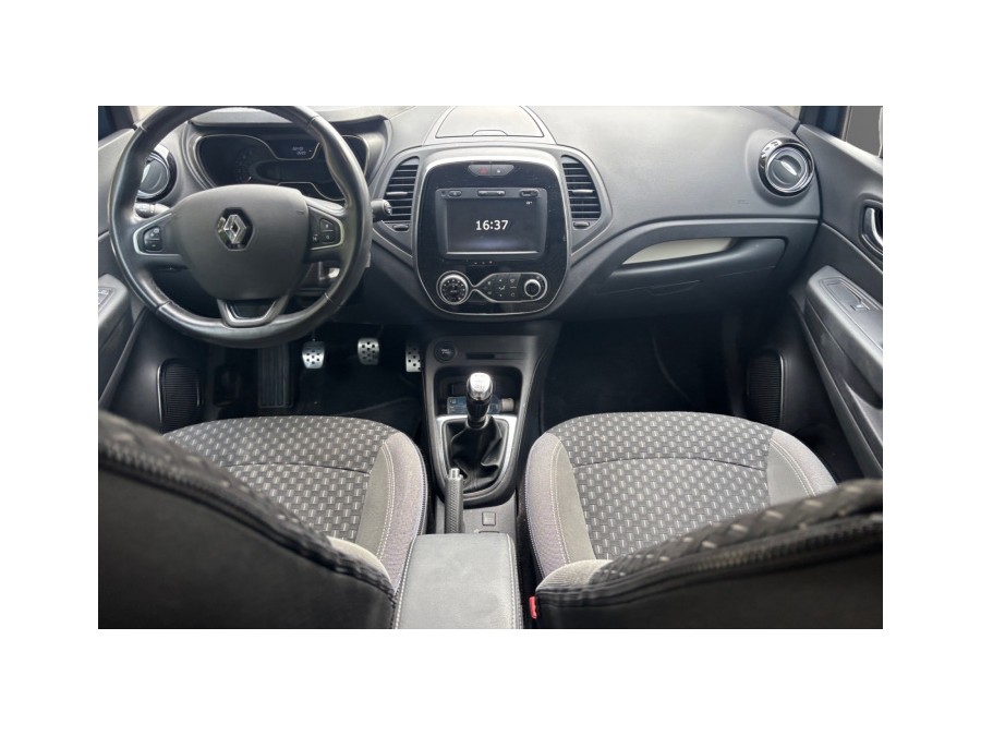 RENAULT d'occasion CAPTUR 1.3 TCE 130 SUNSET de 2019 Nice (06)﻿