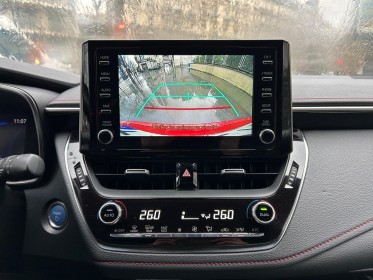 Toyota corolla touring sports hybride pro pro hybride 122h collection garantie 12 mois/entretien complet toyota/camera de...