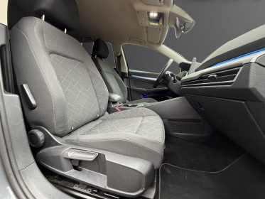 Volkswagen golf 8 1.0 etsi 110 life plus dsg - garantie 12mois - carplay - camera de recul - climatisation bi zone -......