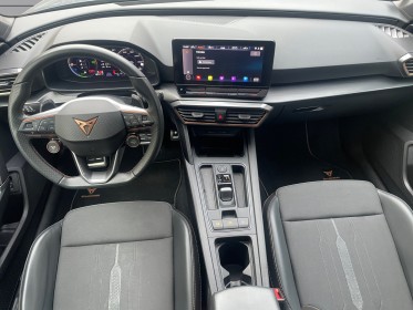 Cupra leon 1.4 e-hybrid 245 ch dsg6 vz occasion simplicicar lyon nord simplicicar simplicibike france