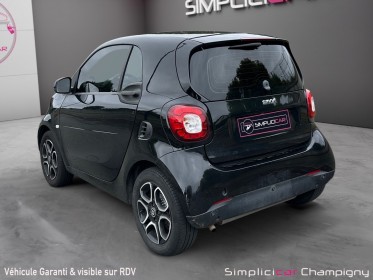 Smart fortwo coupe 1.0 71 ch ba6 prime - pack sport - caméra de recul - sièges chauffants en cuir - toit panoramique...