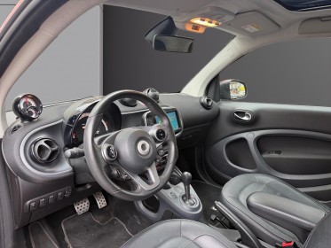 Smart fortwo coupe 82 ch electrique ba1 prime/ sieges chauffants / toit panoramique occasion paris 17ème (75)(porte maillot)...
