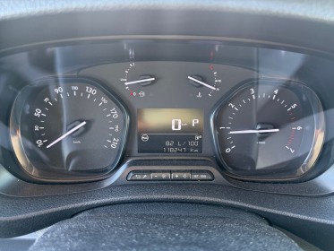 Peugeot expert fourgon gn tole standard bluehdi 180 ss eat8 asphalt carplay caméra 360° garantie 12 mois occasion...