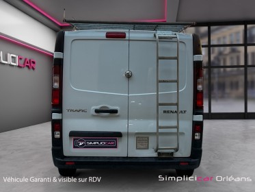 Renault trafic fourgon l1h1 1200 kg dci 95 e6 stopstart grand confort suivi constructeur garantie 12 mois occasion...