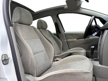 Peugeot 207 1.6e 16v 120ch sport a/ toit panoramique occasion simplicicar orgeval  simplicicar simplicibike france