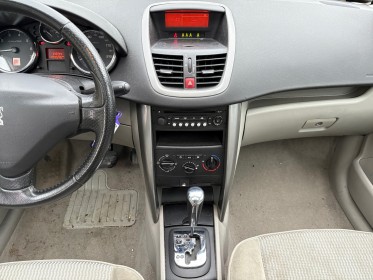Peugeot 207 1.6e 16v 120ch sport a/ toit panoramique occasion simplicicar orgeval  simplicicar simplicibike france