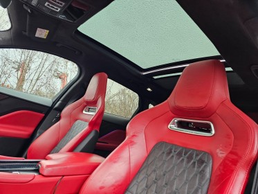 Jaguar f-pace 5.0 v8 550   supercharged awd bva8 svr - entretien jaguar - toit ouvrant - sieges chauffants - parfait etat...