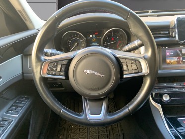 Jaguar xf xf 2.0 d - 180 ch bva awd prestige garantie 12 mois toit ouvrant occasion simplicicar le raincy simplicicar...