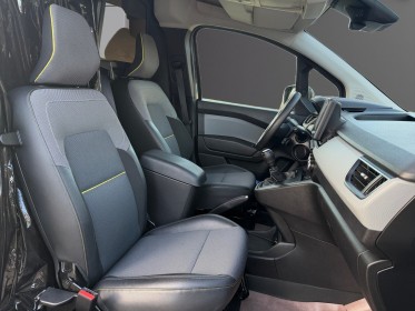 Renault kangoo van blue dci 95 extra sesame ouvre toi garantie 12 mois occasion abbeville simplicicar simplicibike france