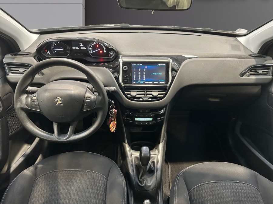 PEUGEOT d'occasion 208 1.2 PURE TECH 82 STYLE de 2017 Lorient (56)﻿