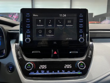 Toyota corolla hybride 122h collection affichage tête haute carplay clim auto gps occasion simplicicar magny-en-vexin...