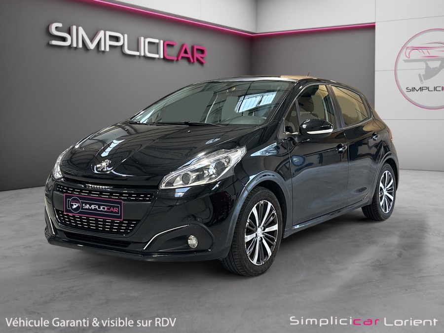 PEUGEOT d'occasion 208 1.2 PURE TECH 82 STYLE de 2017 Lorient (56)﻿