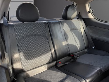 Peugeot 206 2.0e 16v gt suivi complet occasion abbeville simplicicar simplicibike france