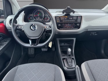 Volkswagen e-up! 2.0 83 electrique style premiere main origine france occasion simplicicar la ciotat simplicicar simplicibike...